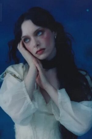 LP Holly Humberstone: Cruel World